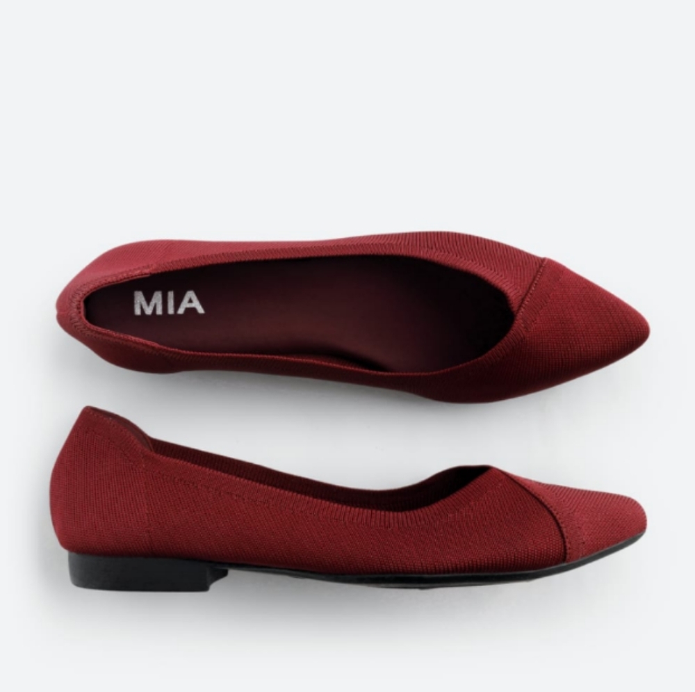 MIA knit flats